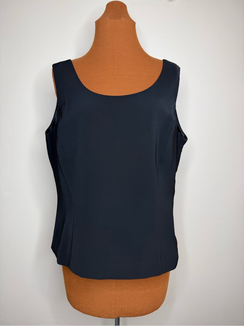 Kasper Black Sleeveless Scoop Neck Shell Top Fully Lined Size 14